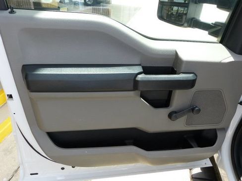 Used 2018 Ford F250 XL RWD image 19