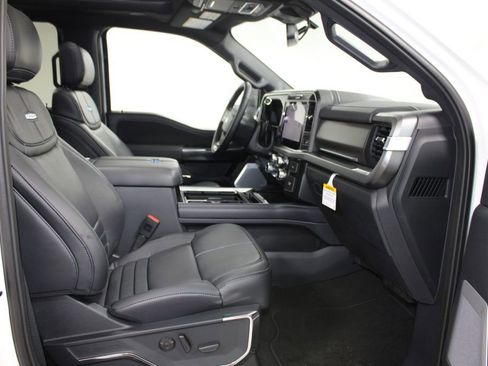New 2026 Ford F250 Platinum AWD/4WD image 32