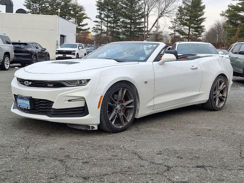 Certified 2022 Chevrolet Camaro SS image 3