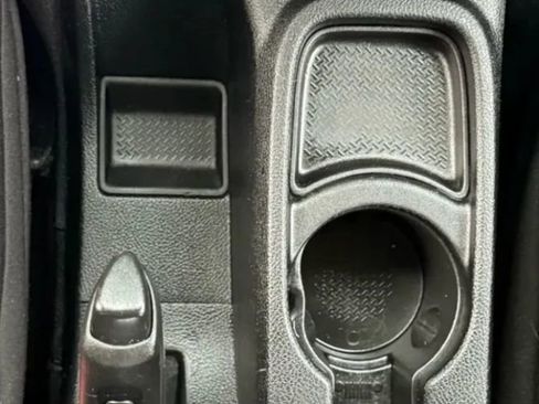 Used 2015 Jeep Wrangler Sport w/ Quick Order Package 23S image 12