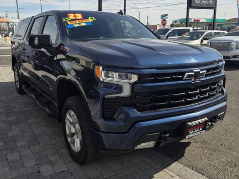 Used 2023 Chevrolet Silverado 1500 RST w/ Convenience Package II AWD/4WD image 3