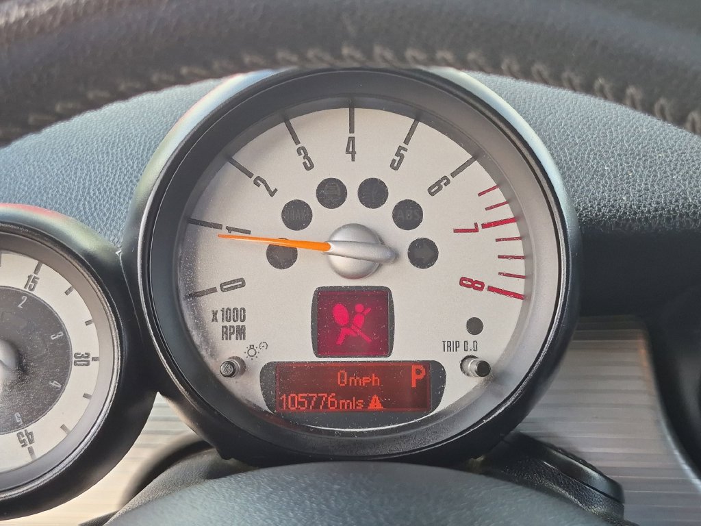 Used 2014 MINI Cooper Convertible FWD image 31