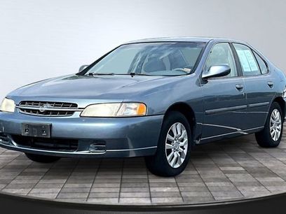 Used 1999 Nissan Altima GXE