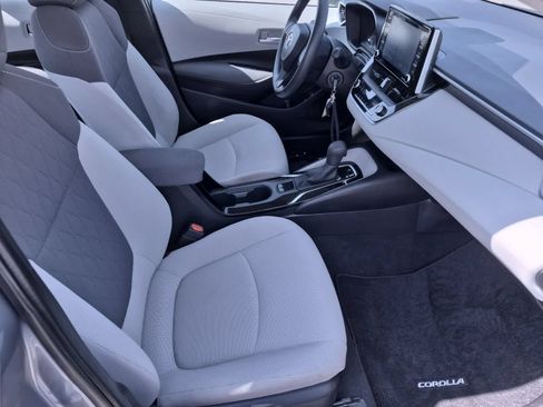 Used 2021 Toyota Corolla LE w/ Carpet Mat Package (TMS) FWD image 21