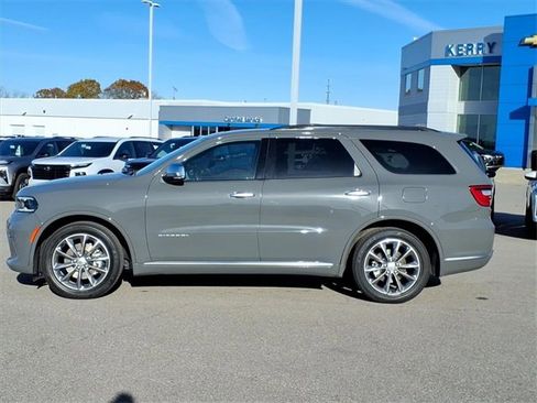 Used 2022 Dodge Durango Citadel image 3
