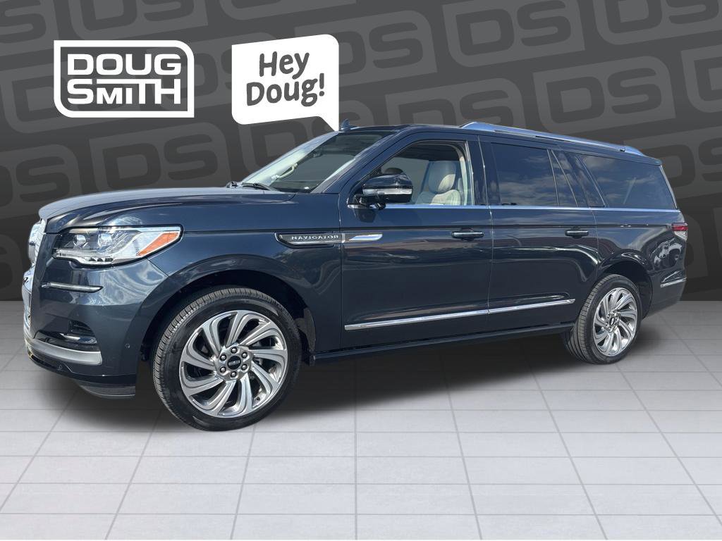 Used 2024 Lincoln Navigator L Reserve AWD/4WD image 1