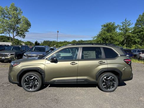 New 2026 Subaru Forester Touring AWD/4WD image 5