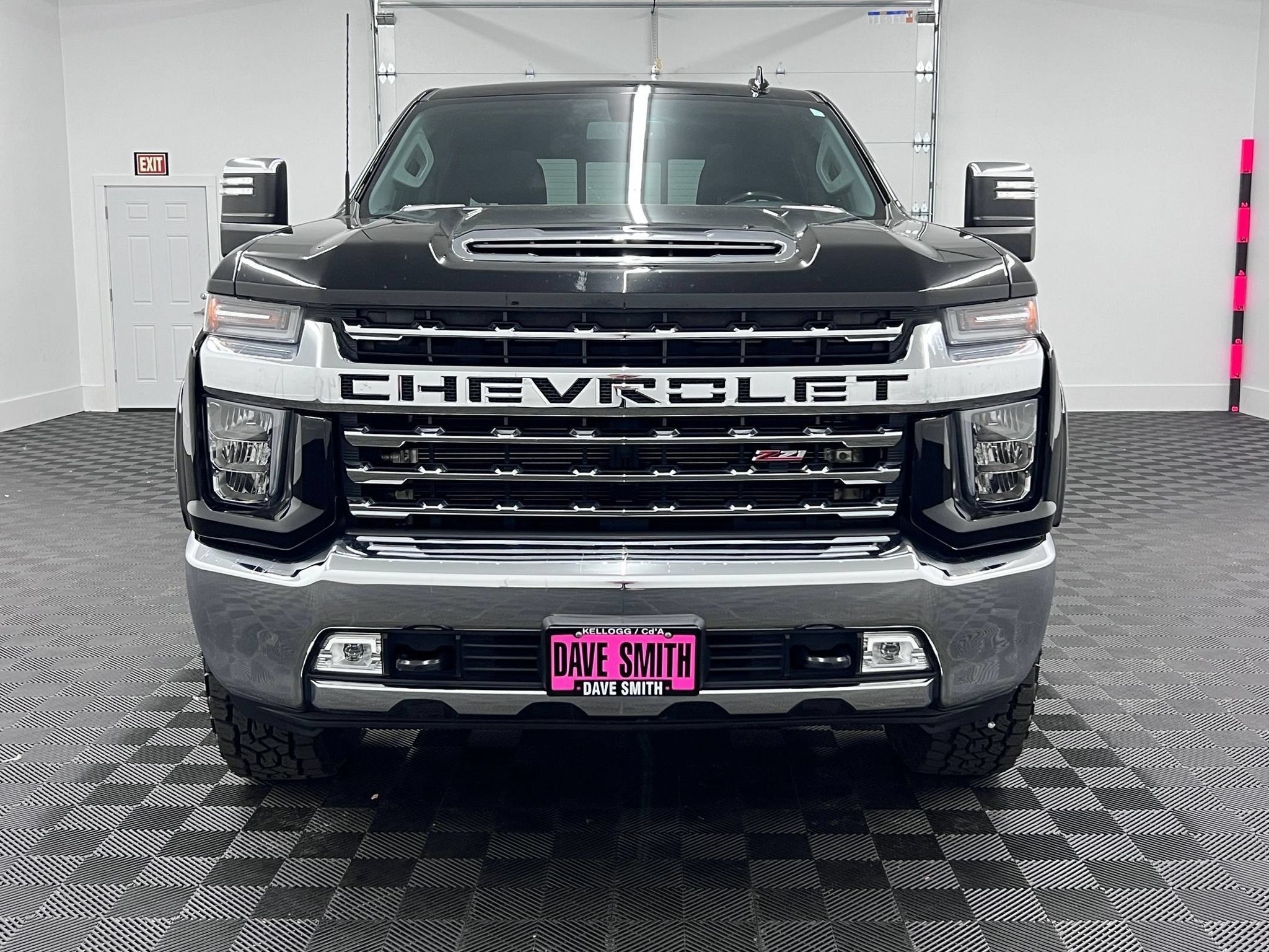 Used 2022 Chevrolet Silverado 2500 LTZ w/ LTZ Convenience Package AWD/4WD image 6