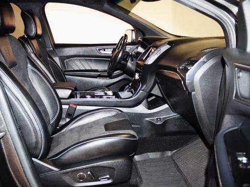 Used 2019 Ford Edge ST w/ Cold Weather Package image 56