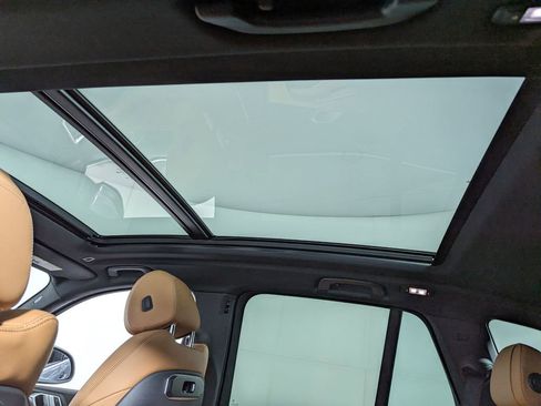 Certified 2024 BMW X5 xDrive40i w/ Premium Package image 14