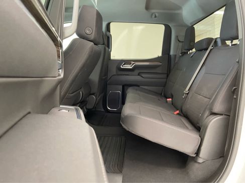 Used 2025 Chevrolet Silverado 1500 LT image 14