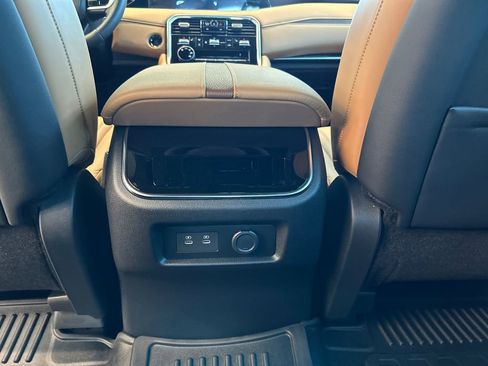 New 2026 Nissan Armada SL w/ Captain's Chari Seat Package image 20