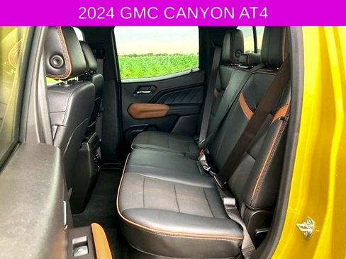 Used 2024 GMC Canyon AT4 AWD/4WD image 19