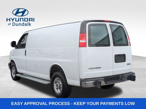Used 2021 GMC Savana 2500 w/ Driver Convenience Package RWD image 3