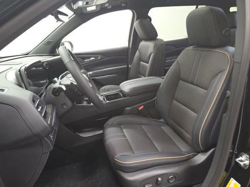 New 2026 Chevrolet Traverse High Country image 22