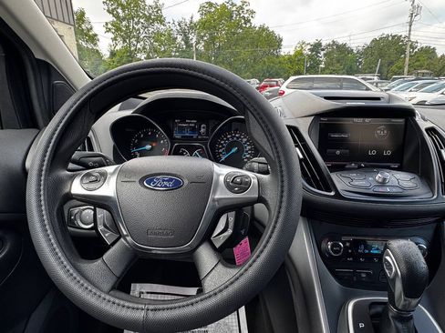 Used 2013 Ford Escape SE AWD/4WD image 16