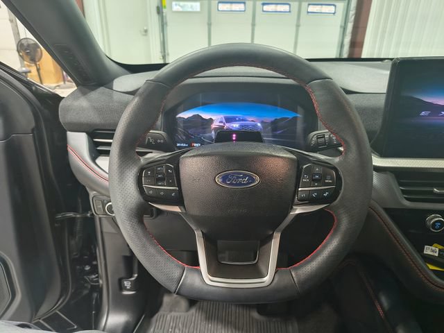 Certified 2025 Ford Explorer ST-Line w/ Premium Package AWD/4WD image 25