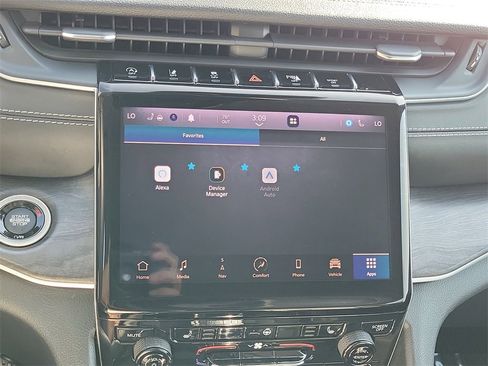 Used 2021 Jeep Grand Cherokee L Limited image 9