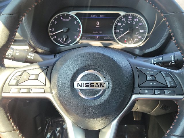 Used 2023 Nissan Sentra SR w/ SR Premium Package FWD image 22