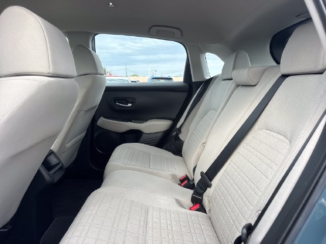 Used 2025 Honda HR-V LX image 11