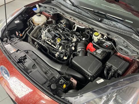 Used 2021 Ford Escape SEL AWD/4WD image 11