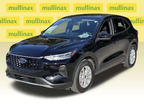 Certified 2023 Ford Escape Active w/ Tech Pack #2 image 12