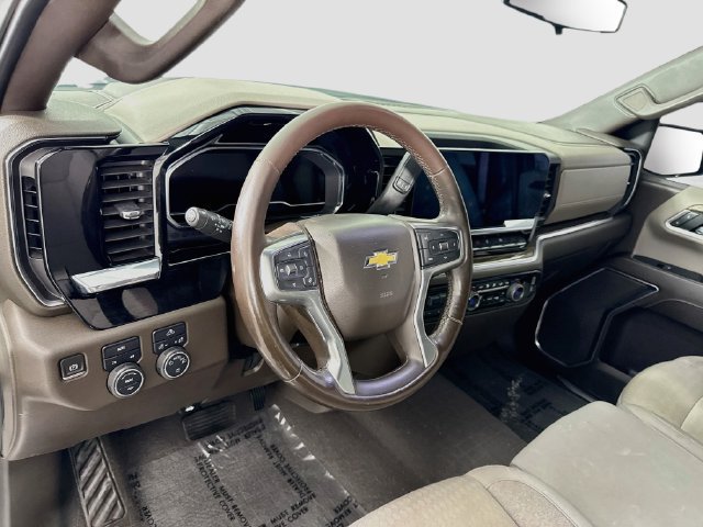 Used 2022 Chevrolet Silverado 1500 LT w/ All Star Edition Plus AWD/4WD image 9