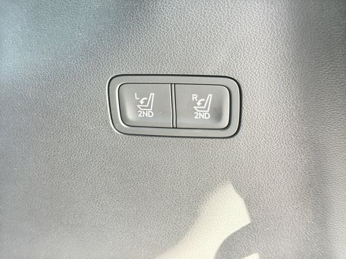 Used 2024 Hyundai Santa Fe Limited image 37