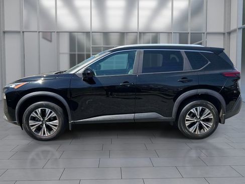 Used 2023 Nissan Rogue SV w/ SV Premium B Package image 8