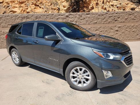 Used 2020 Chevrolet Equinox LT w/ Sport Edition AWD/4WD image 3