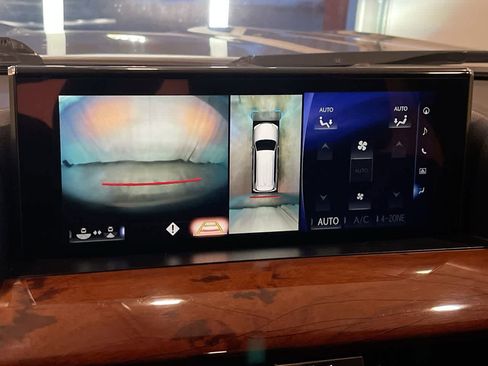 Used 2017 Lexus LX 570 4WD image 17