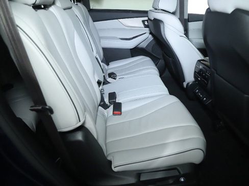 Used 2023 Acura MDX SH-AWD w/ Advance Package image 35