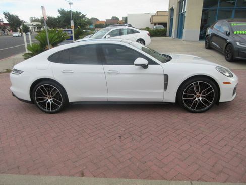 Used 2023 Porsche Panamera Platinum Edition RWD image 90