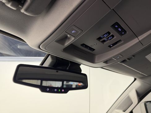 Used 2018 Chevrolet Silverado 2500 LTZ w/ Duramax Plus Package image 8