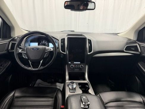 Used 2023 Ford Edge SEL AWD/4WD image 4