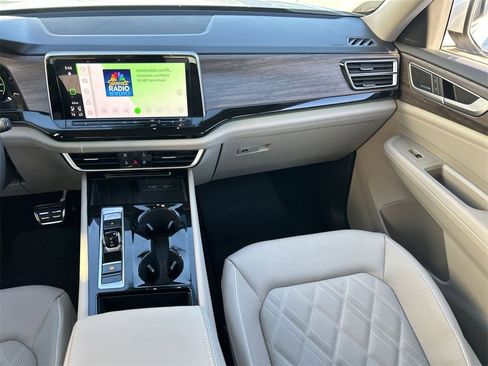 New 2026 Volkswagen Atlas SEL Premium R-Line image 12