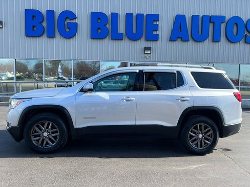 Used 2017 GMC Acadia SLT image 2