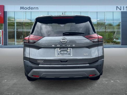 Certified 2023 Nissan Rogue SV w/ SV Premium B Package FWD image 6
