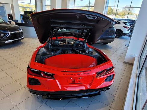 Certified 2025 Chevrolet Corvette Stingray Preferred Cpe w/ 2LT image 11