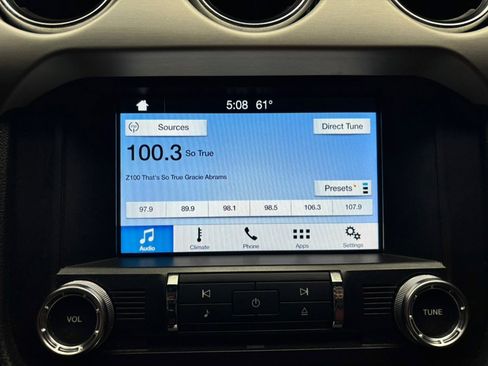 Used 2017 Ford Mustang Premium image 39