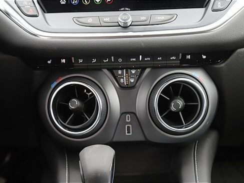 New 2025 Chevrolet Blazer LT w/ Driver Confidence Package image 13