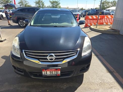 Used 2012 Nissan Altima 2.5 SL w/ 2.5SL Pkg FWD image 2