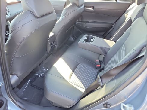 Used 2024 Toyota Corolla Cross AWD Hybrid w/ Convenience Package image 28