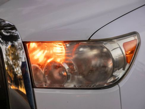 Used 2012 Toyota Tundra 2WD Double Cab image 7