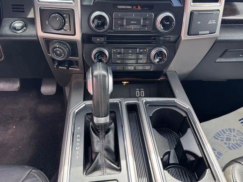 Used 2016 Ford F150 Platinum w/ Equipment Group 701A Luxury image 13