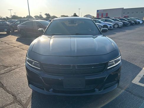 Used 2019 Dodge Charger SXT w/ Blacktop Package RWD image 4