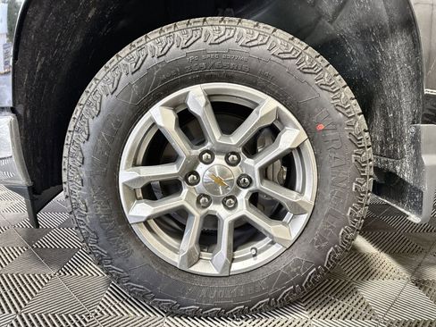 New 2026 Chevrolet Silverado 1500 LT image 12