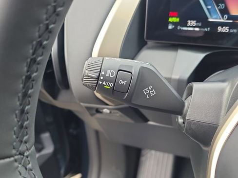 Used 2025 BMW X3 xDrive30i w/ Premium Package image 38