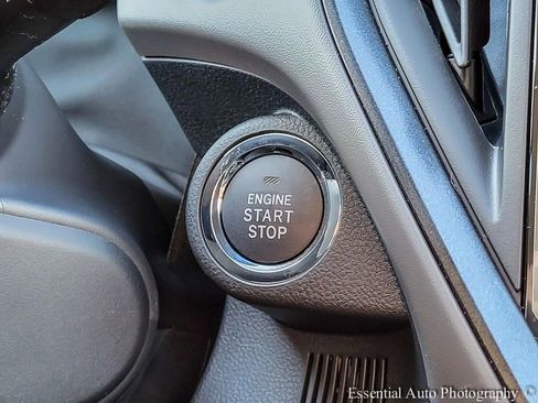 New 2026 Subaru Crosstrek 2.5i Limited w/ Crosstrek Mirror Package image 14