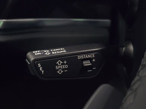 Used 2025 Audi Q3 2.0T Premium w/ Convenience Package image 44